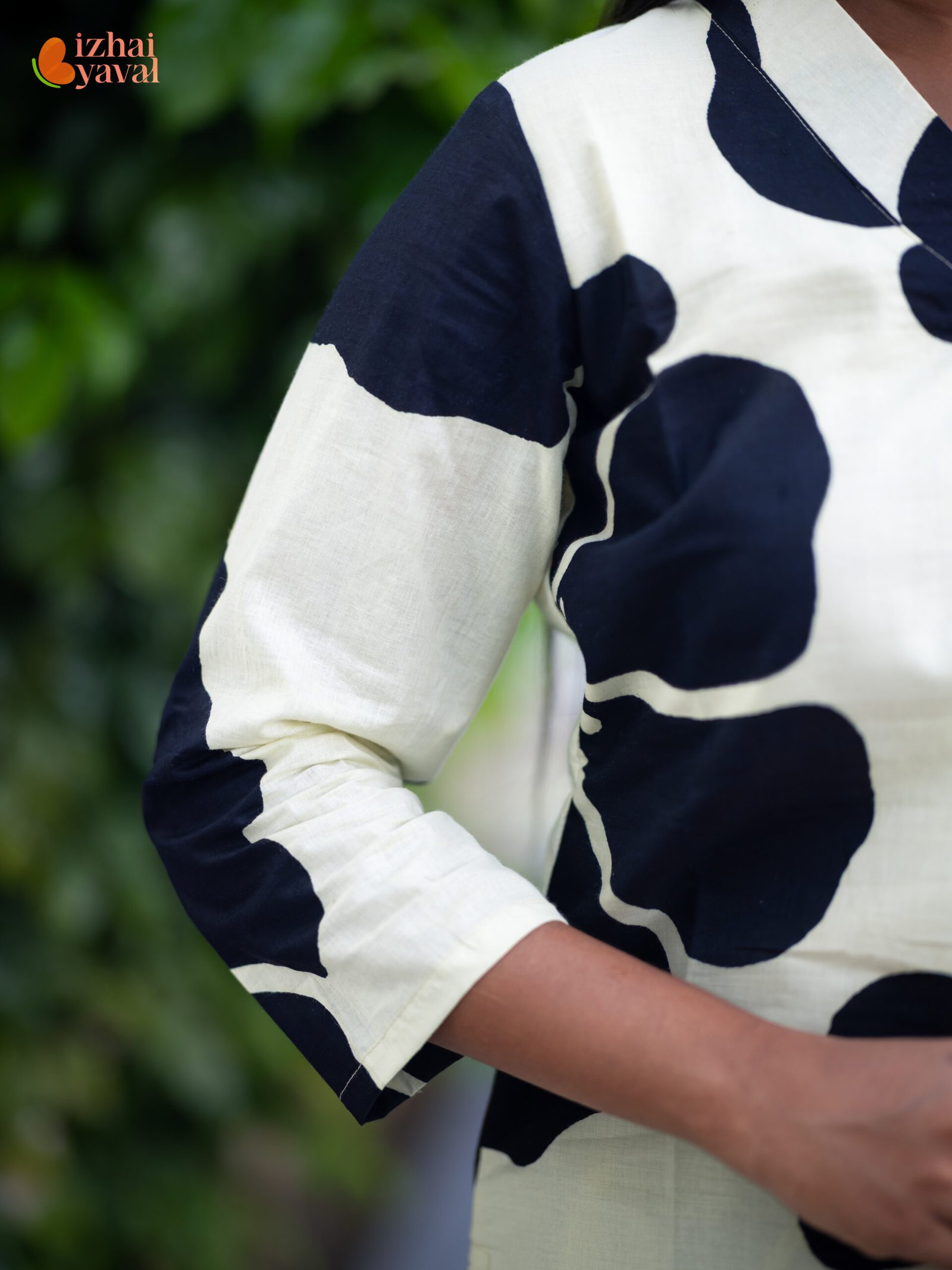 black & white bold floral co ord set (2 piece cotton set) black & white bold floral co ord set (2 piece cotton set)